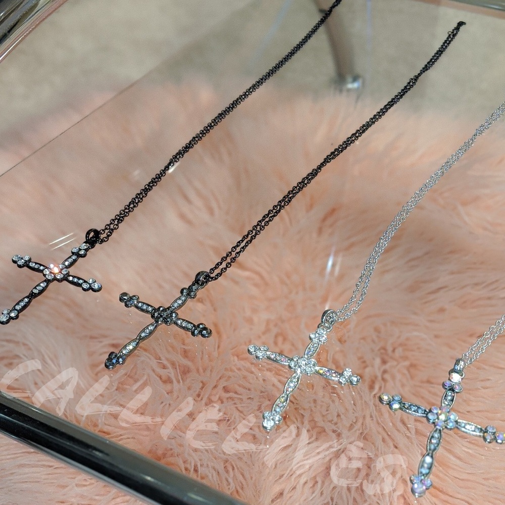 Callie Le Fleur: Rhinestone Cross Pendant Necklace - Picture 4 of 7